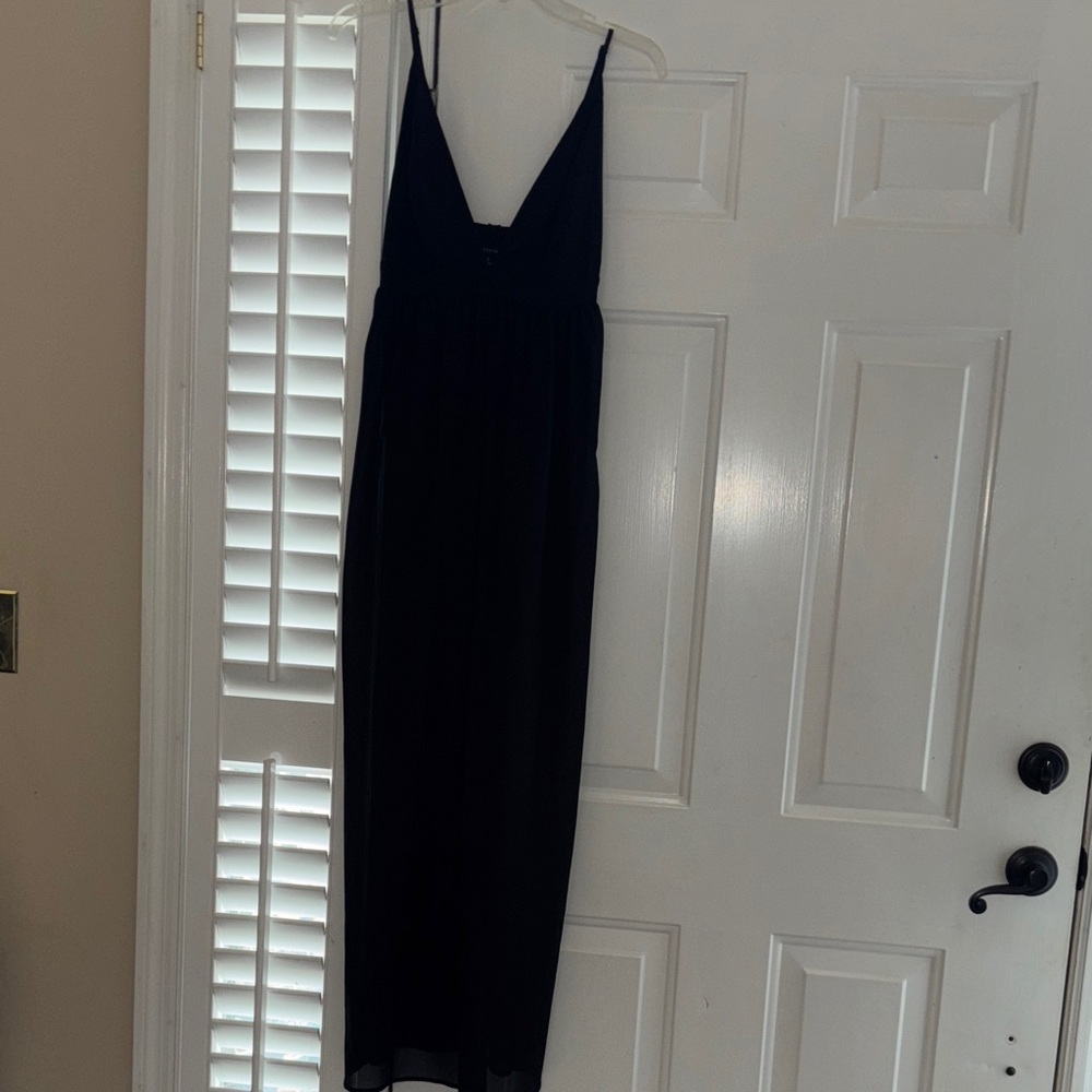 HYFVE Elegant Black Maxi Dress small